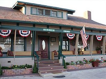Buffalo Pointe Inn Williams Esterno foto